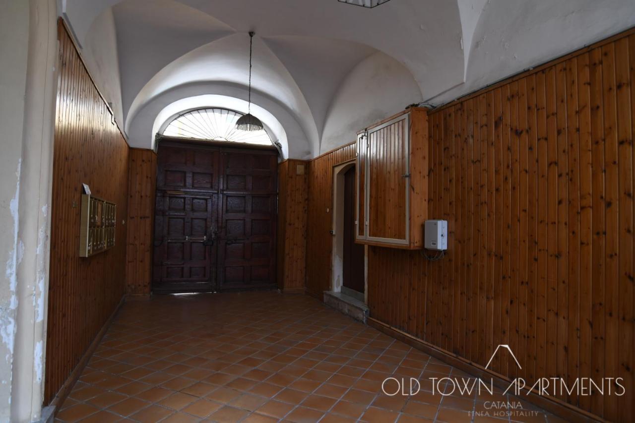 Old Town Apartments Catánia Buitenkant foto