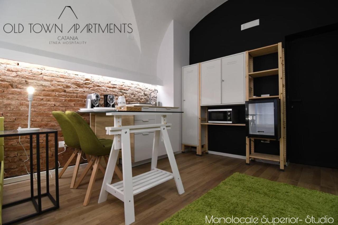 Old Town Apartments Catánia Buitenkant foto